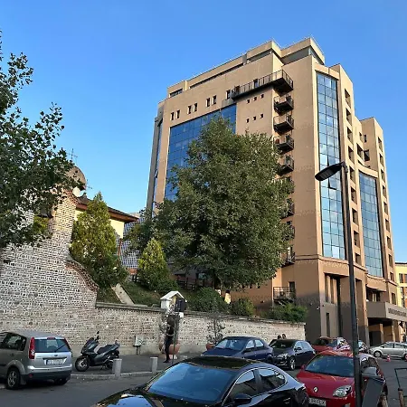 Esplanade River * بوخارست