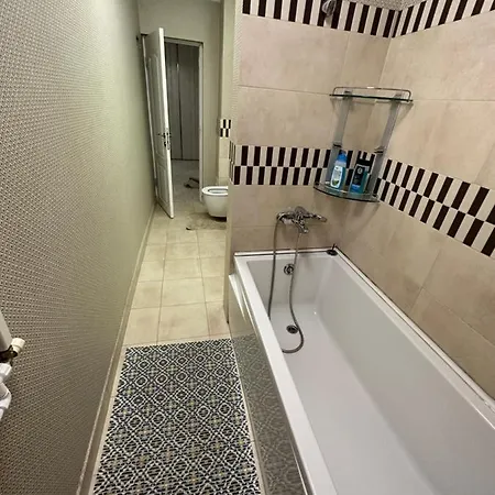 Esplanade River Apartment *